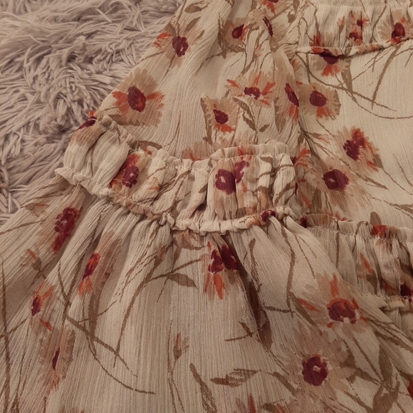 Lucky Brand Boho Sheer Neck Bell Sleeve Floral Top Size Small - Picture 7 of 13